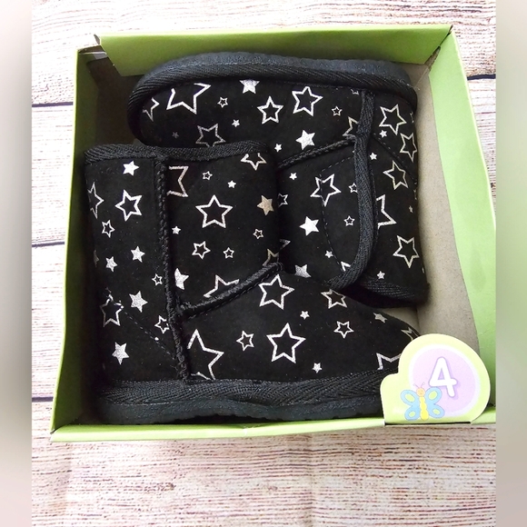 Teeny Toes Other - Teeny Toes Infant Girl's Boots